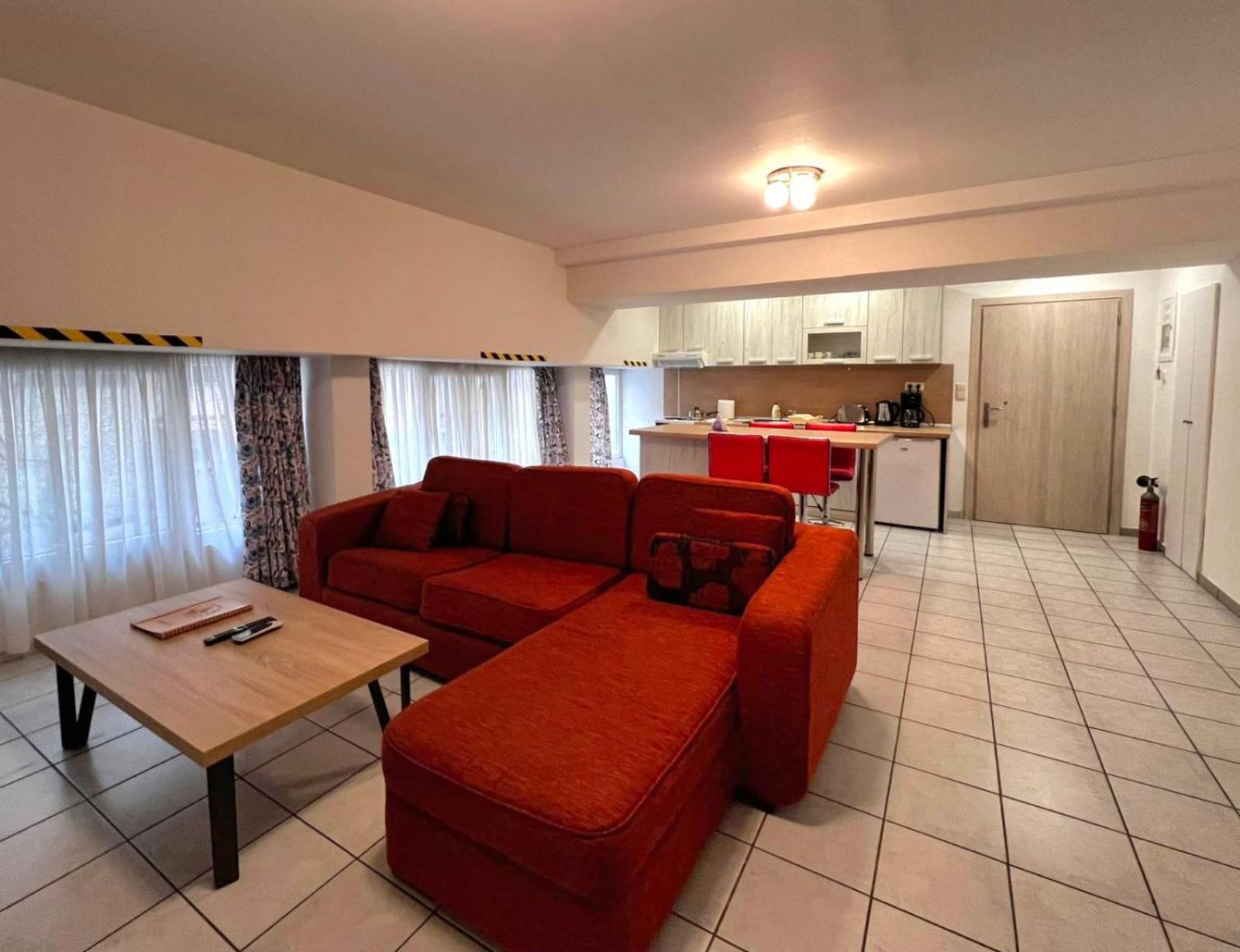 Kouros City Center Kavala Extérieur photo