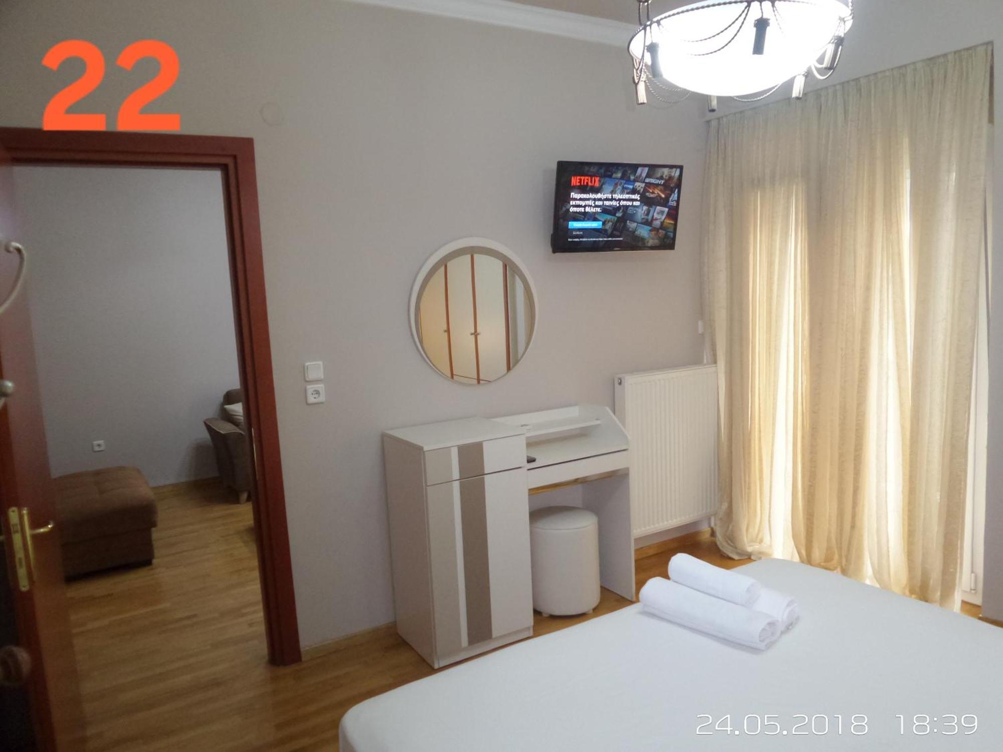 Kouros City Center Kavala Extérieur photo